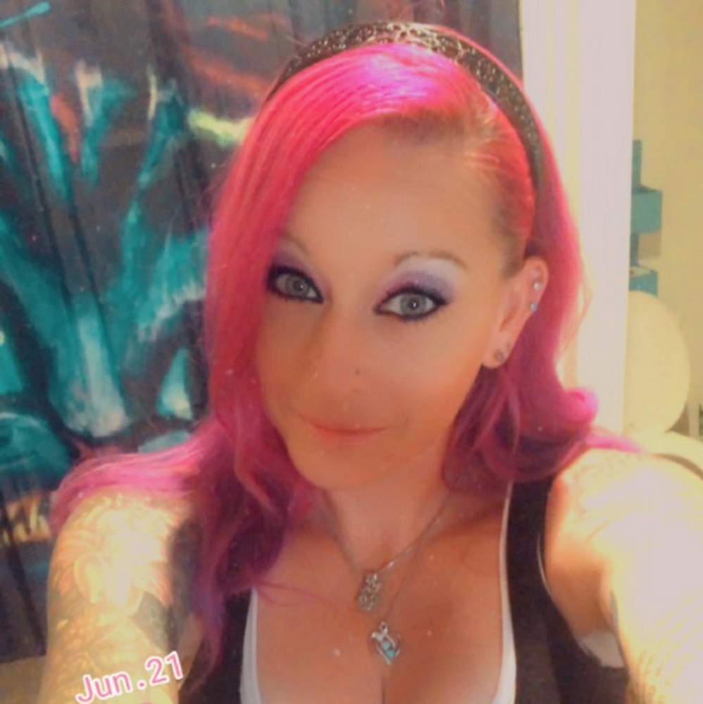 Meet your Posher, Amy